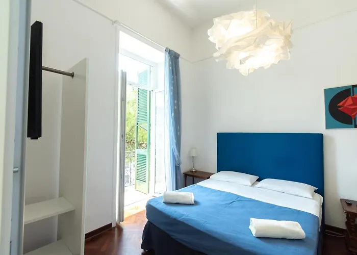 Frühstückspension Areamare 4*